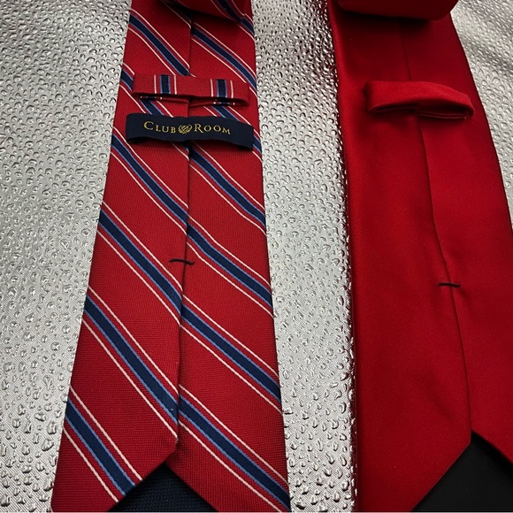 Club Room Silk Tie Red White Blue Stripes - Picture 2 of 2